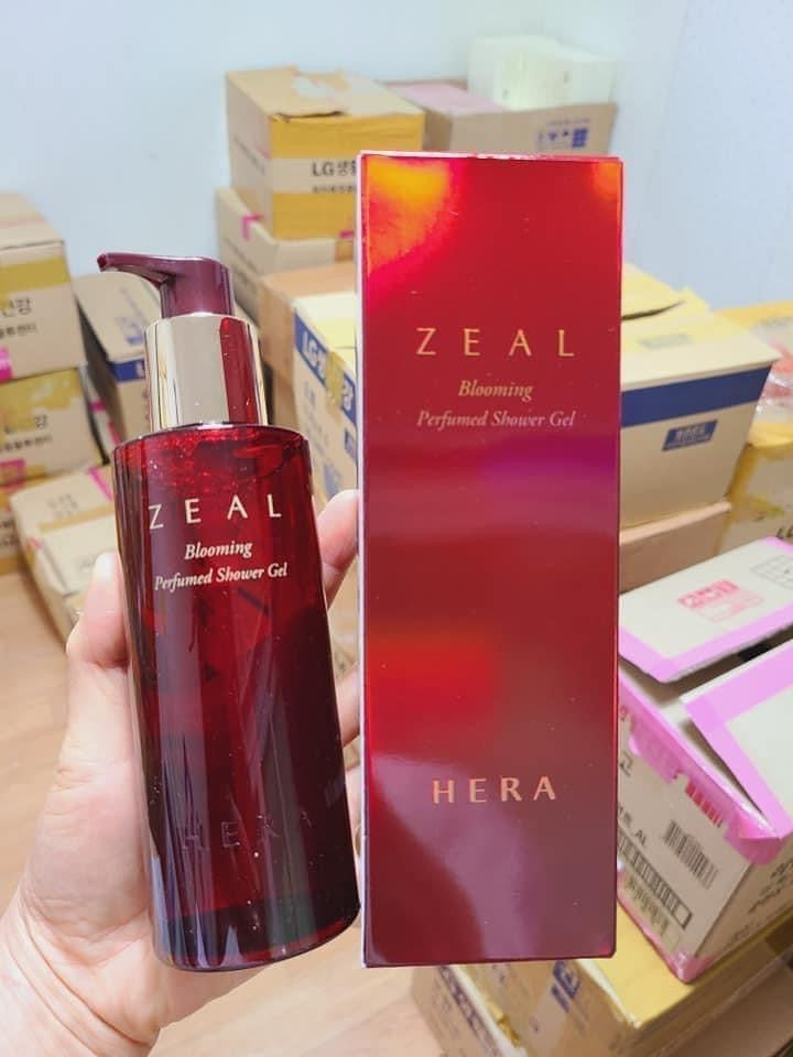 HERA Zeal Blooming Shower Gel + Body Lotion Set