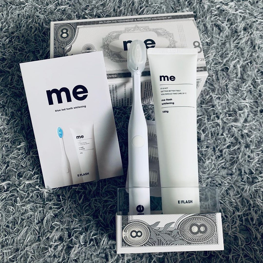 Set bàn chải đánh răng Me Flash Led Toothbrush & Whitening Toothpaste